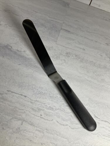 Wilton Icing Spatula 13-Inch Angled Cake Spatula (6922788208823)